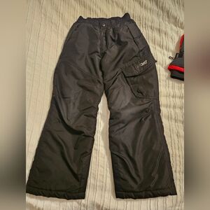 Kids Size 8 Black Snow Pants & Gloves